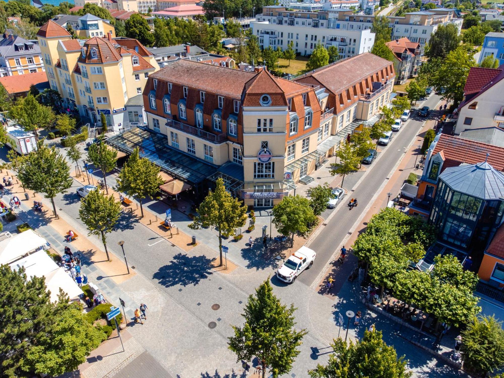 מלון Kuehlungsborner Brauhaus מראה חיצוני תמונה